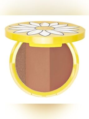 Trixie Cosmetics Flower Power Bronzer